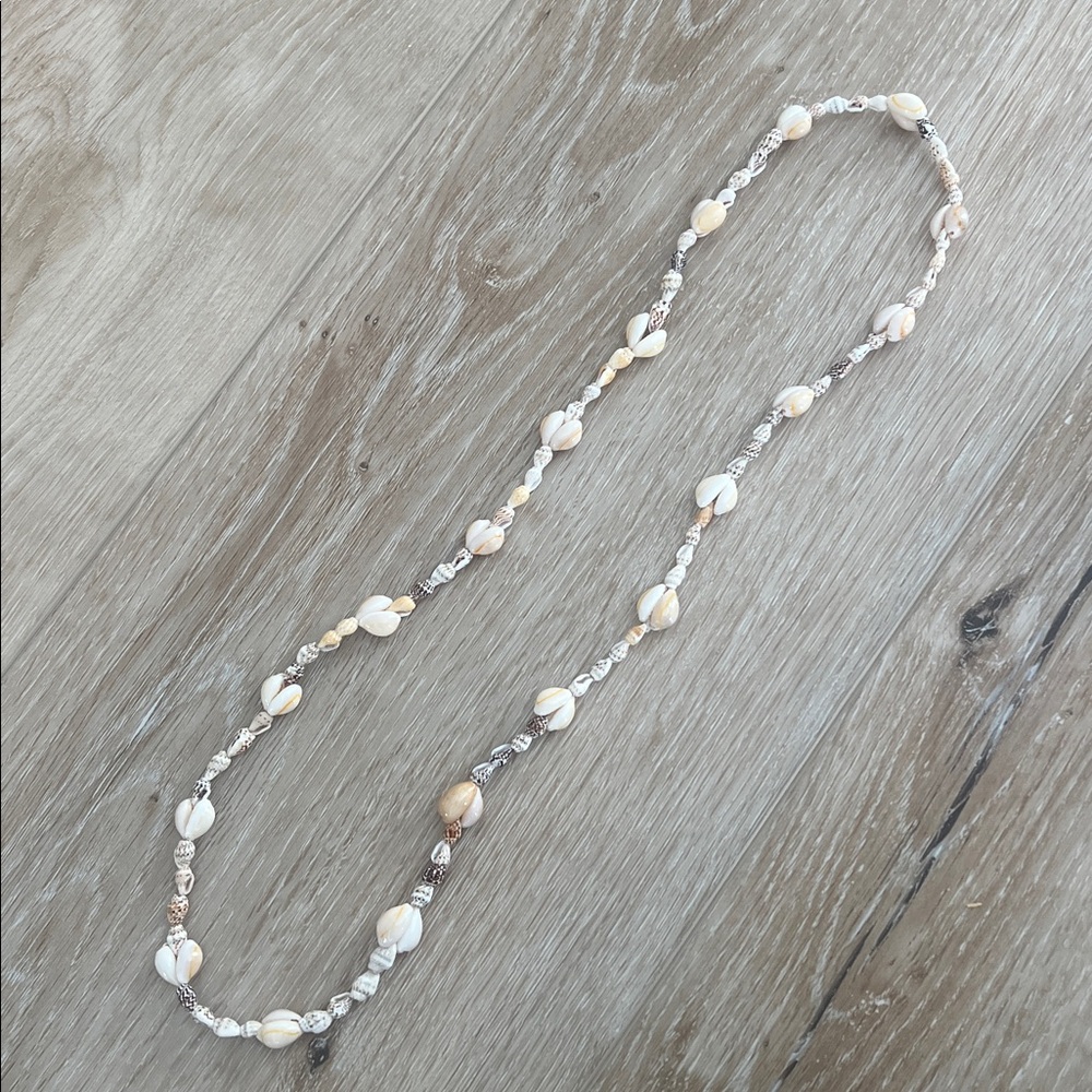 Vintage Shell Necklace - image 1